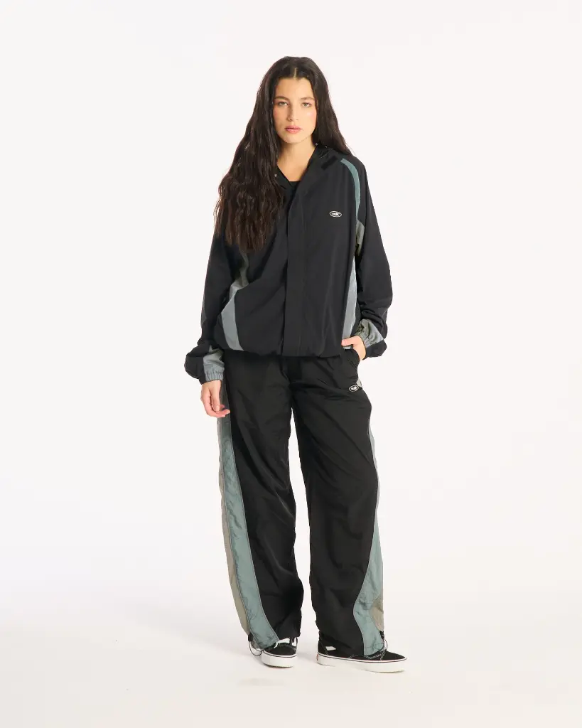 10HVUA2707BKS27-07.webp
