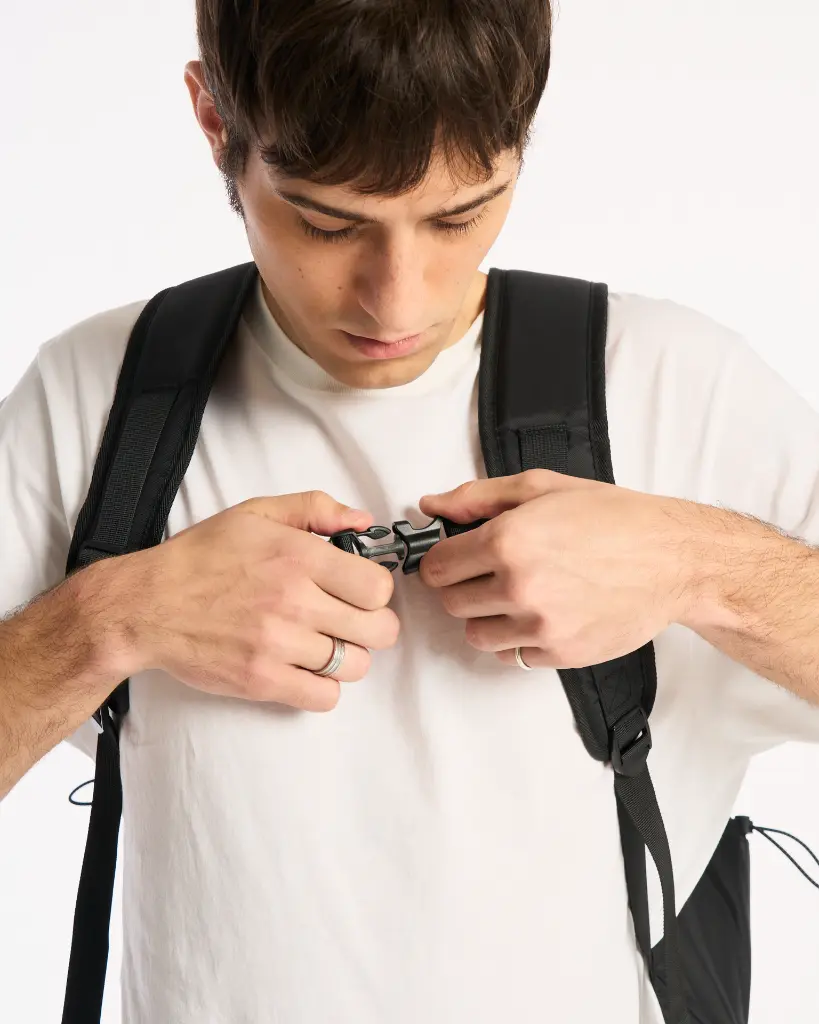 57HVUB2604BKS27-06.webp