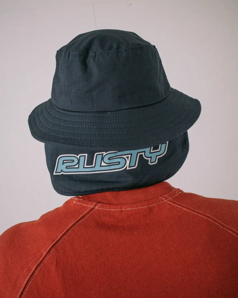 CARBON BUCKET HAT (3).webp