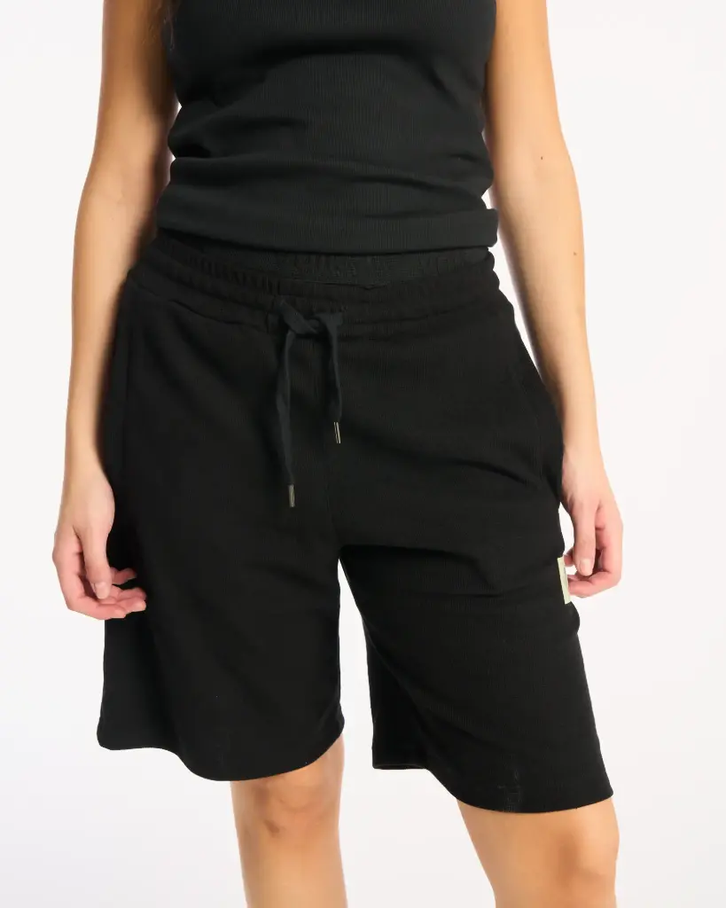 ANDERSON SHORT - BLACK