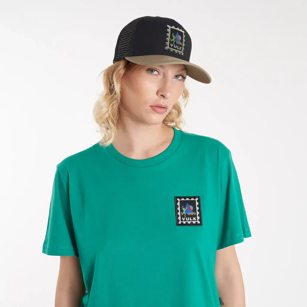 TRAVELER TRUCKER*