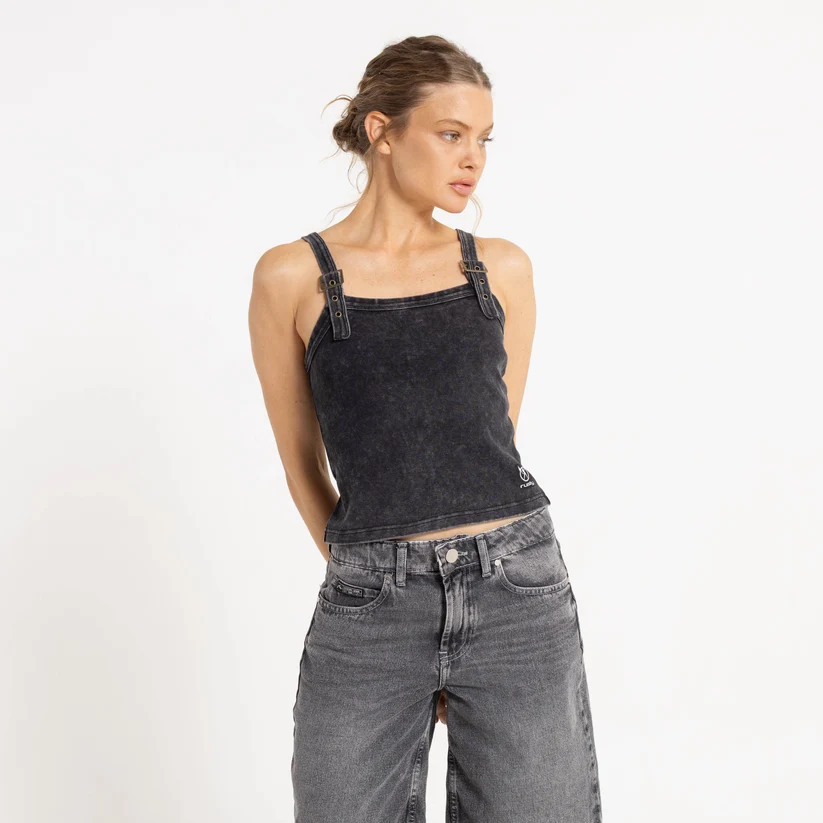 BUCKLE UP CAMI TOP LD